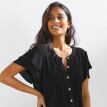 Blúzka so záševkami a krátkymi rukávmi