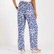 Široké splývavé nohavice z viskózy s potlačou