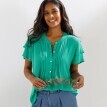 Blúzka so záševkami a krátkymi rukávmi