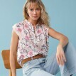 Košilová halenka bez rukávů a s potiskem kašmíru, pro malou postavu