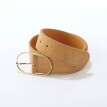 Kožený opasek s kovovou
sponou