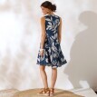 Krátke šaty s potlačou a bez rukávov