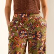 Široké vzdušné kalhoty s potiskem indických květů