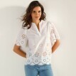 Blúzka s tuniským výstrihom a madeirovou výšivkou