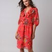 Коротка сукня з рюшами та принтом