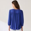 Bluzka z krepy w jednolitym kolorze z makramą i rękawami 3/4