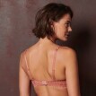 Vyztužená podprsenka z krajky a tylu Sardara, s kosticemi