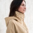 Parka ușoară, impermeabilă, cu glugă detașabilă și fermoar