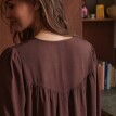 Halenka s dlouhými rukávy a výšivkou