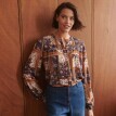 Halenka s dlouhými rukávy a patchwork potiskem