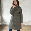 Parka ușoară, impermeabilă, cu glugă detașabilă și fermoar