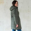 Nepromokavá dlouhá prošívaná bunda s páskem, na zip