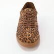 Kožené tenisky s leopardím vzorom a kontrastnými prúžkami