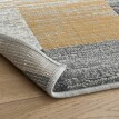 Dekoratívny koberec s patchwork vzorom