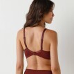 Biustonosz półusztywniany Confidence Lingerie Caminata z haftem, bez fiszbin