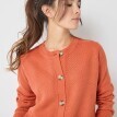 Pulover cu nasturi, cu model perlat