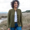 Pulover cu nasturi, confecționat din tricot umplute