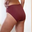 Klasyczne majtki „Caminata” marki Confidence Lingerie wykonane z mikrofibry z haftem