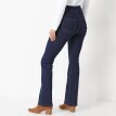 Blugi bootcut pentru siluete mici