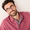 Hanorac călduros cu guler polo și broderie pe față