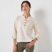 Pulover cu nasturi și model perlat