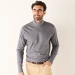 Tricou cu guler înalt și mâneci lungi