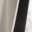 Cortină opacă și izolatoare finisată cu bandă plisată