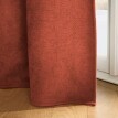 Cortină opacă și izolatoare finisată cu bandă plisată