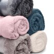 Koc welurowy o tkanym wyglądzie