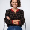 Sveter na zips v bomber strihu s leopardím vzorom
