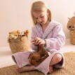 Szlafrok dziecięcy z kapturem i kwiatowymi zdobieniami, bawełna frotte 380g/m2