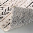 Covor cu motiv berber, efect uzat