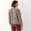 Pulovr s leopardím vzorem