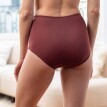 Majtki modelujące Caminata z mikrofibry i haftowanego tiulu marki Confidence Lingerie