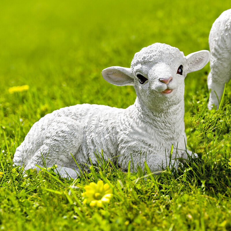 Álló húsvéti bárányka Pelyhes
