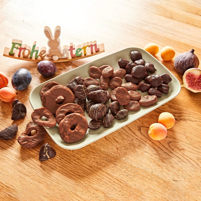 Amestec de fructe cu ciocolată