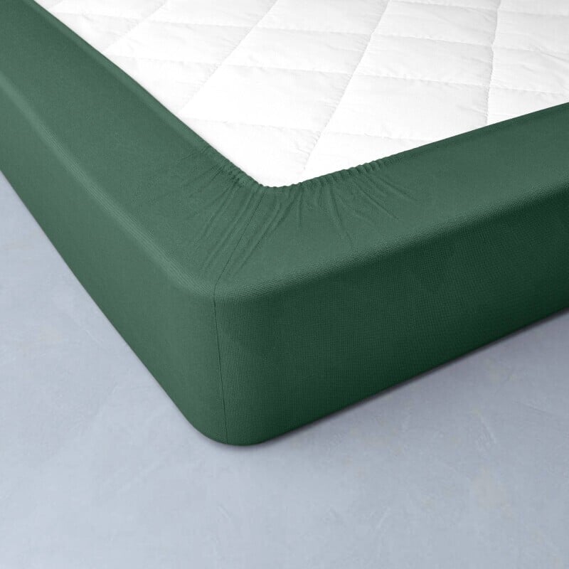 Jednofarebná napínacia plachta, flanel, hĺbka rohov 32 cm