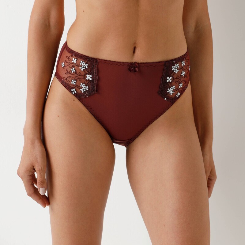 Klasické kalhotky Caminata zn. Confidence Lingerie® z mikrovlákna s výšivkou