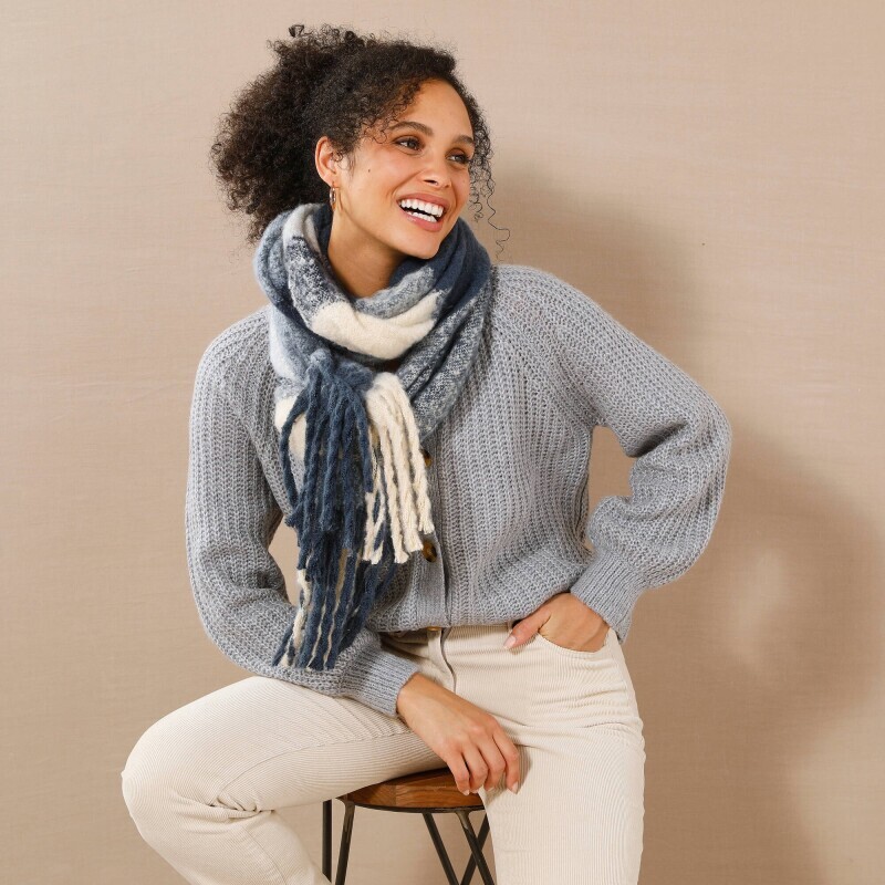 Svetr na knoflíky, s hladkým vzorem