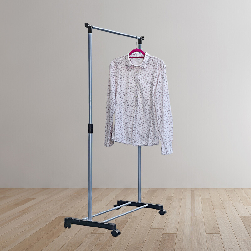 Stojan na oblečenie