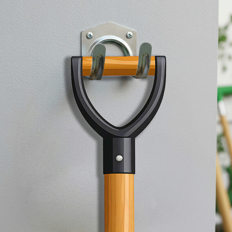 4 háčky na zavěšení nářadí