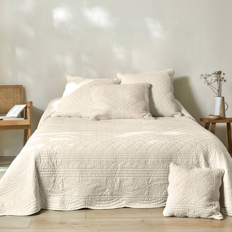 Narzuta Cassandre w jednolitym kolorze