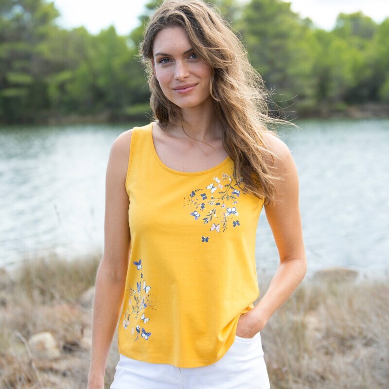 Топ з центральним принтом метеликів