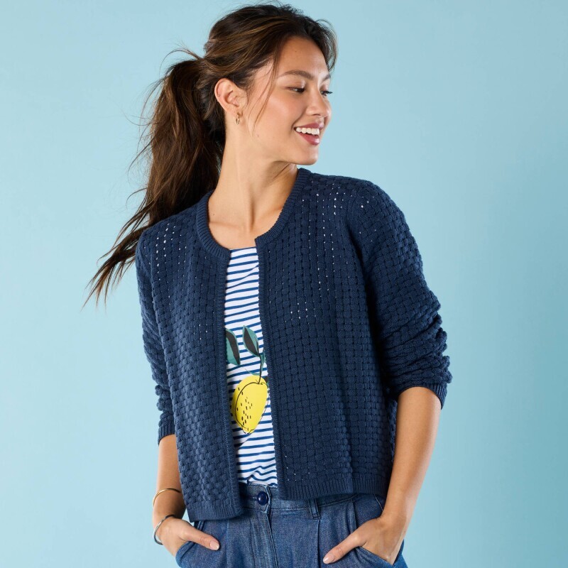 Krátký kardigan se vzorem, pro menší postavu