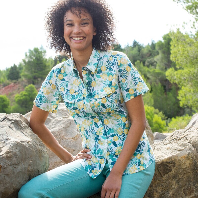 Košile s krátkými rukávy a potiskem rostlin