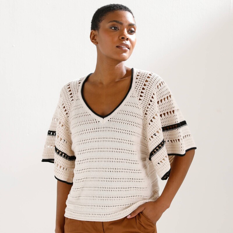 Ažúrový pulóver s motýlími rukávmi z úpletu