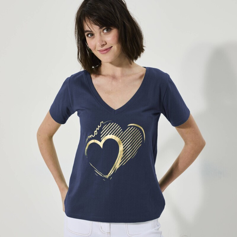 Koszulka z krótkim rękawem i nadrukiem serca z przodu.