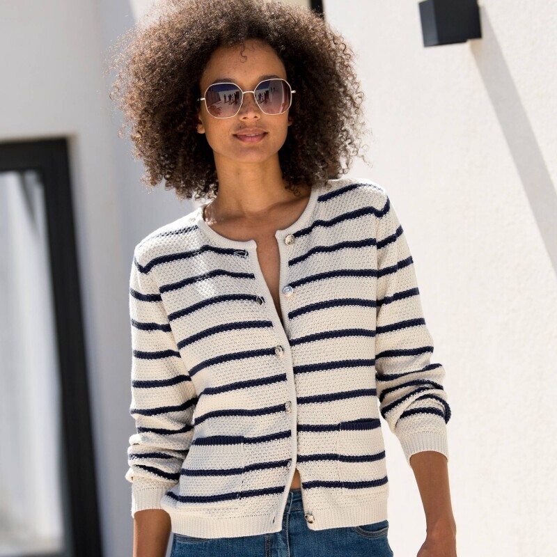 Sweter w paski z ozdobnymi guzikami