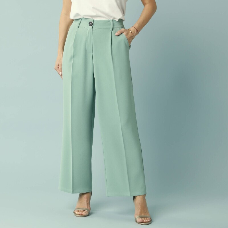 Spodnie z szerokimi nogawkami dla drobnej budowy ciała