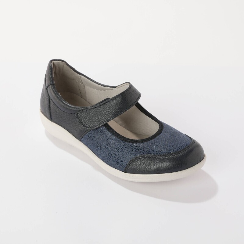 Шкіряні ботильйони з гнучкими вставками